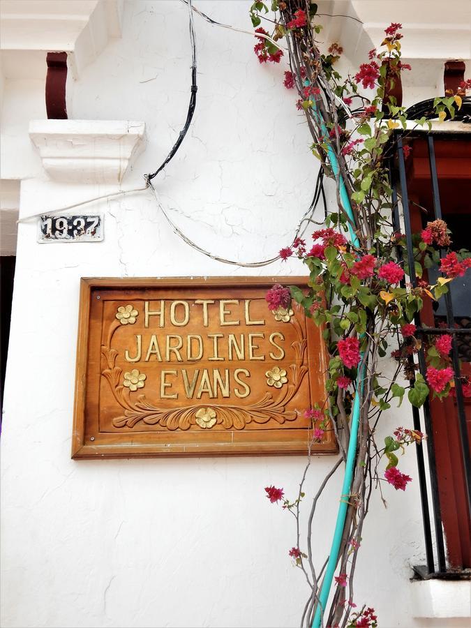 Hotel Jardines Evans By Geh Suites مومبوس المظهر الخارجي الصورة