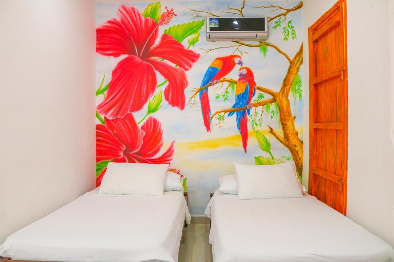 Hotel Jardines Evans By Geh Suites مومبوس المظهر الخارجي الصورة