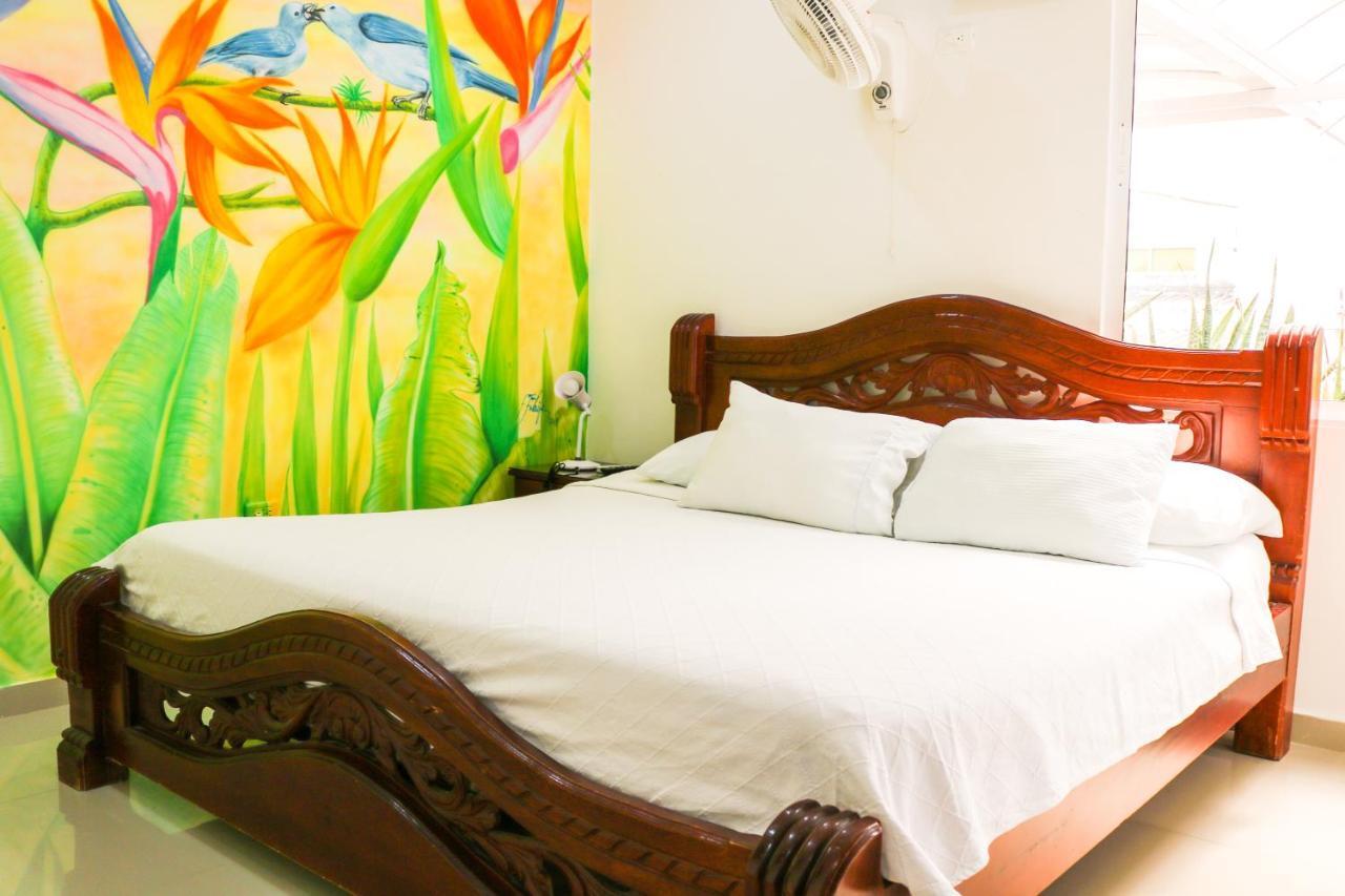 Hotel Jardines Evans By Geh Suites مومبوس المظهر الخارجي الصورة