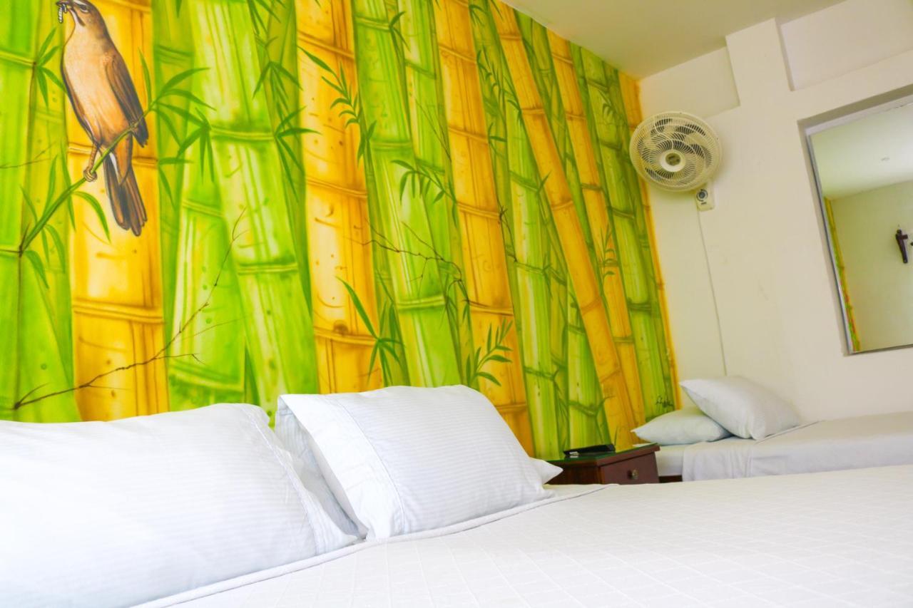 Hotel Jardines Evans By Geh Suites مومبوس المظهر الخارجي الصورة